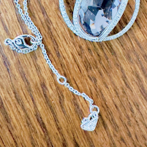 SWAROVSKI Megan Blush Crystal Pendant Necklace EUC - Picture 7 of 7